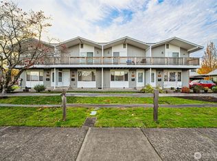 334-340 4th St SW, Puyallup, WA 98371