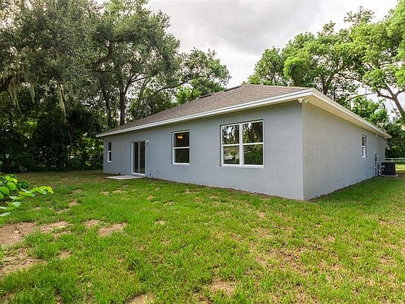 2nd image of 525 N Guava St