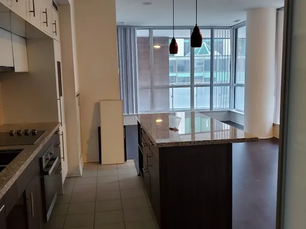 8 Mercer St, Toronto, ON