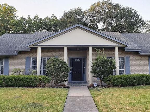 3rd image of 7806 Moonmist Dr