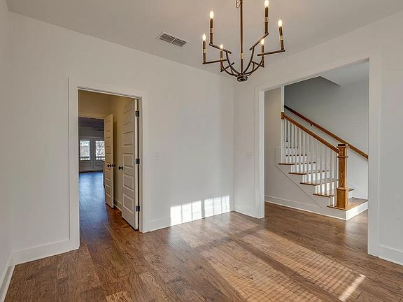 4th image of 311A Prince Ave