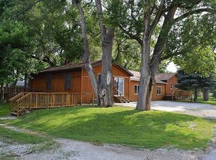 2203 1/2 S 11th St, Council Bluffs, IA 51501