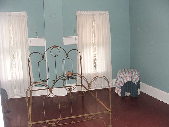 Upstairs bedroom