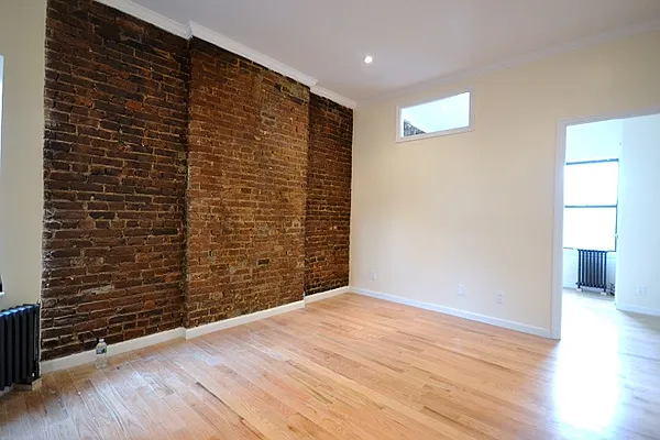 Rented by Bold New York | media 15