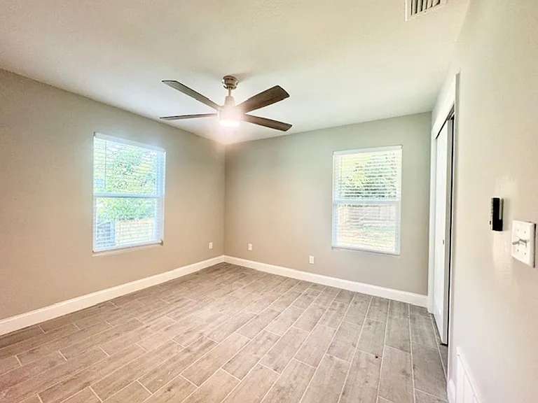 329 Edge Ave — Photo 18
