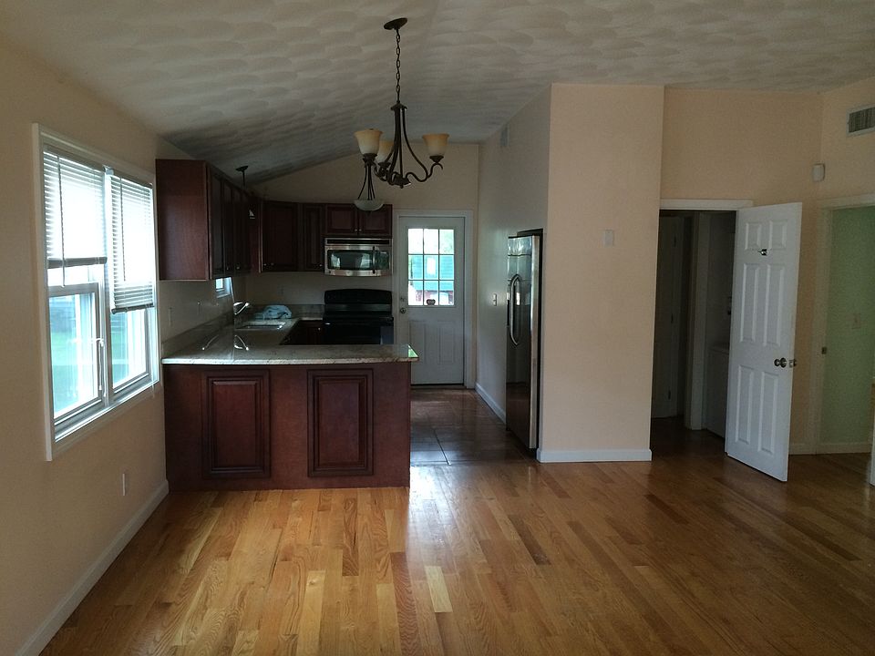 1st image of 16 Collyer St #2