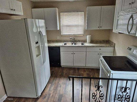 5th image of 1265 Sparhawk Ave