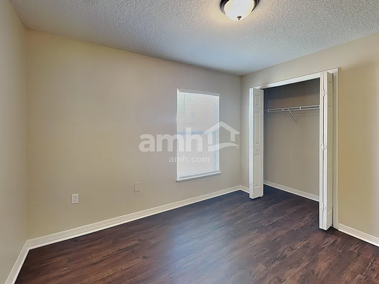 5498 Cougar Park Ct — Photo 15