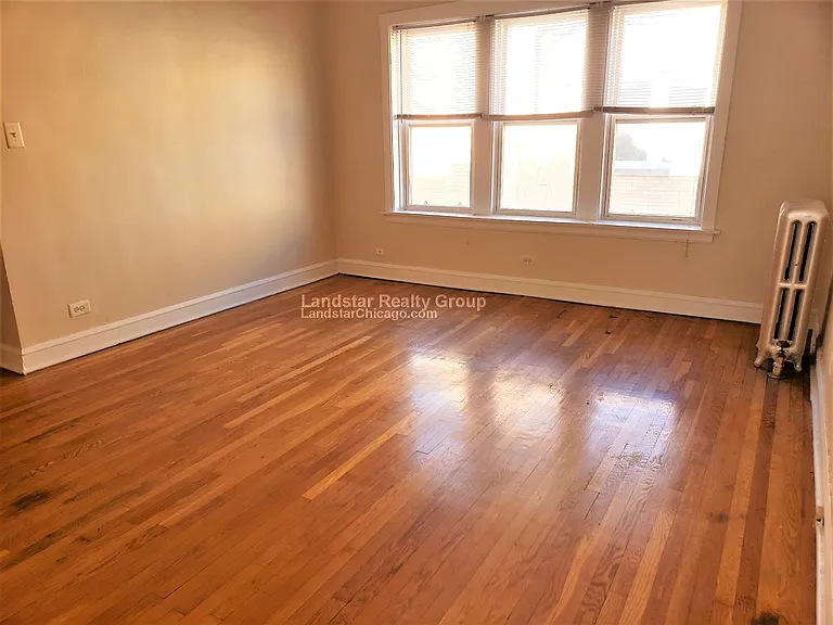 4449 N Hamlin Ave #3 — Photo 9