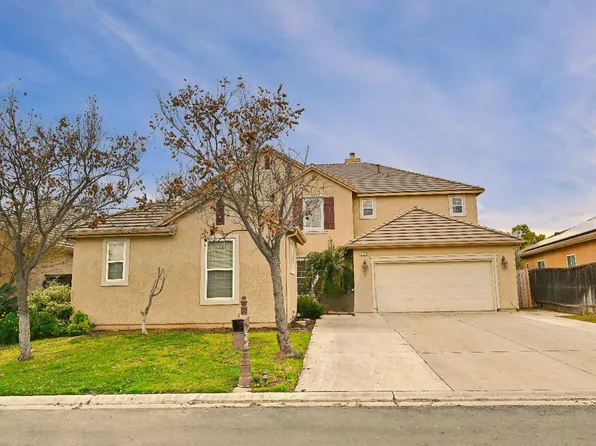 4793 N Emerald Peak Dr, Clovis, CA 93619