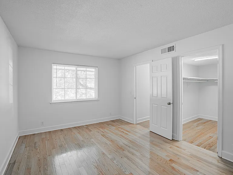 Kensington Park — Photo 10