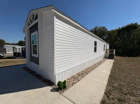 203 Early Rd, Columbia, TN 38401