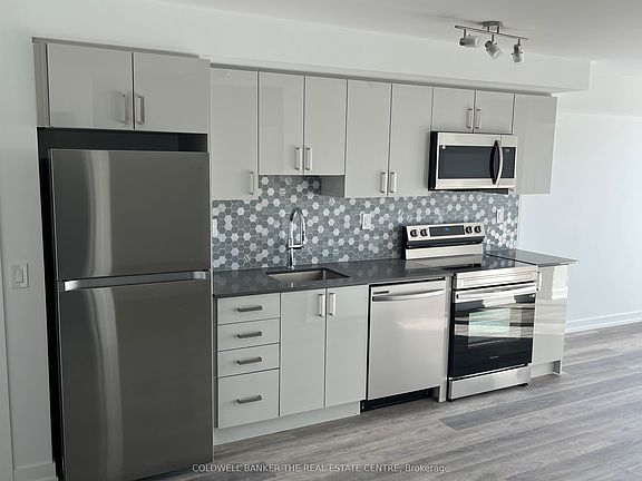 3rd image of 1435 Celebration Dr #1401