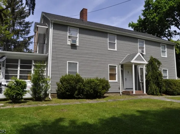 21 Buckwheat Rd, Franklin Boro, NJ 07416