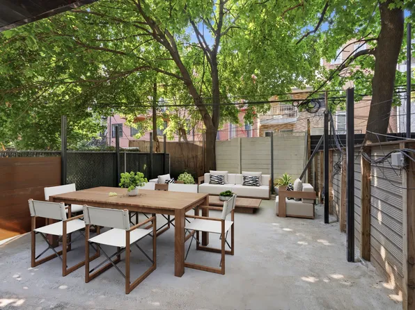 461 Lexington Avenue image 1 of 8