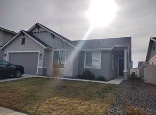 5387 W Daphne Dr, Meridian, ID 83646