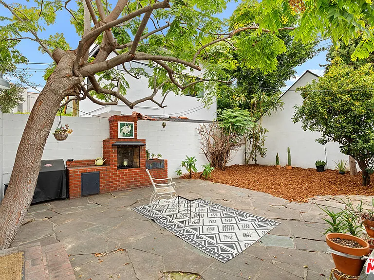 6611 W 6th St — Photo 37