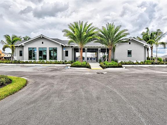 3rd image of 3628 Crimson Ln