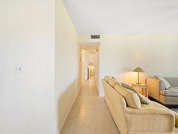 3rd image of 950 S Kanner Hwy #805
