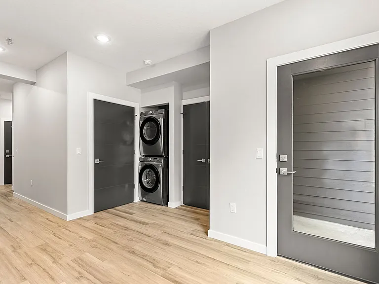 7150 N Greenwich Ave #6 — Photo 10