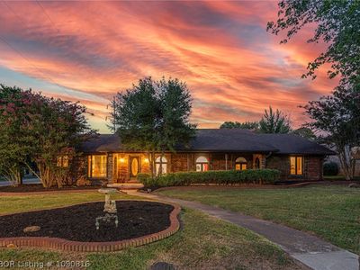 901 S 68th Ln, Fort Smith, AR, 72903