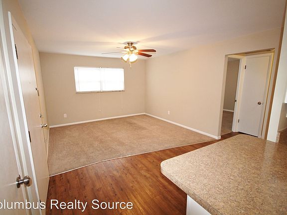 4th image of 2000 Elmwood Ave APT A