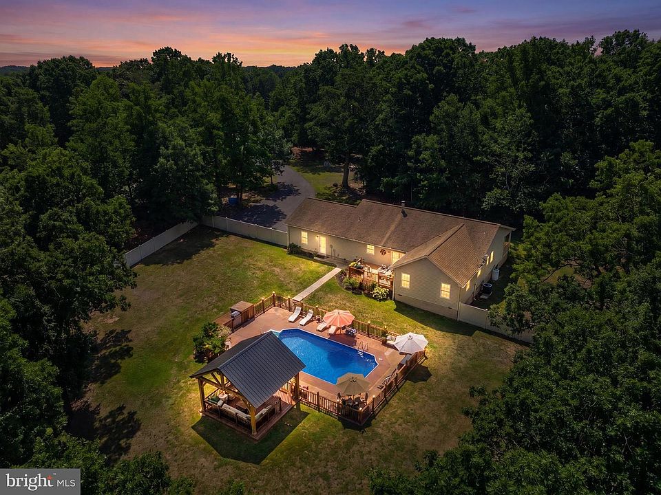 1st image of 25360 Kylies Ln