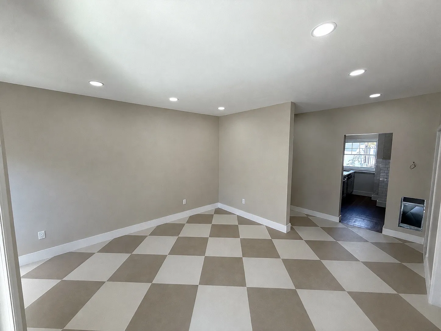 243 Summit Ave — Photo 4