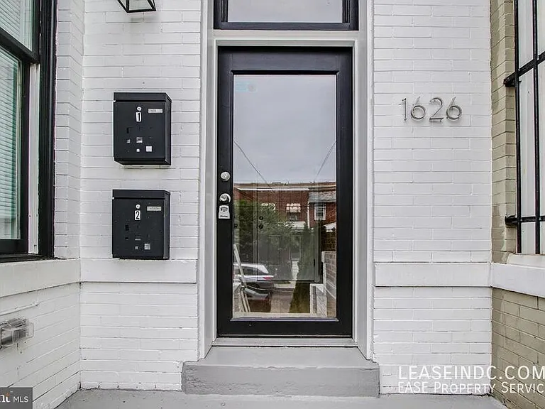 1626 Monroe St NW #1 — Photo 2