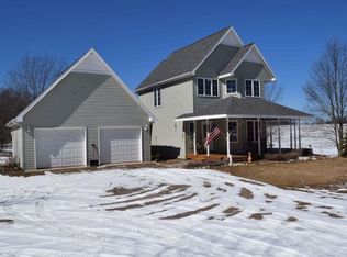 13500 S Maple City Rd, Maple City, MI 49664