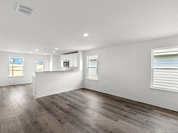 4th image of 4052 Lily Glade Lane