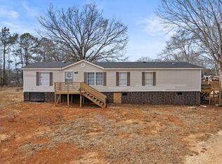 119 Round St, Laurens, SC 29360