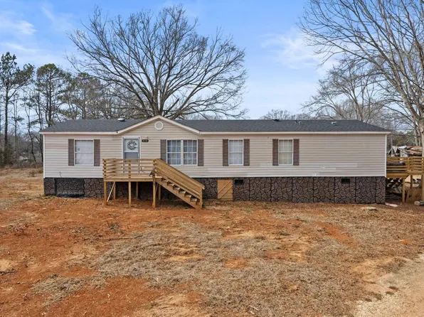 119 Round St, Laurens, SC 29360