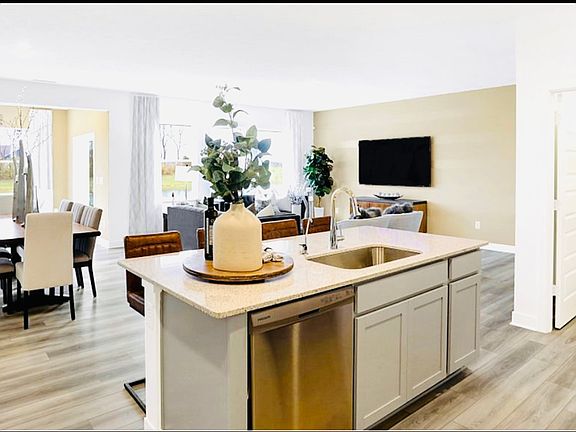 3rd image of 4342 Red Pine Dr #99