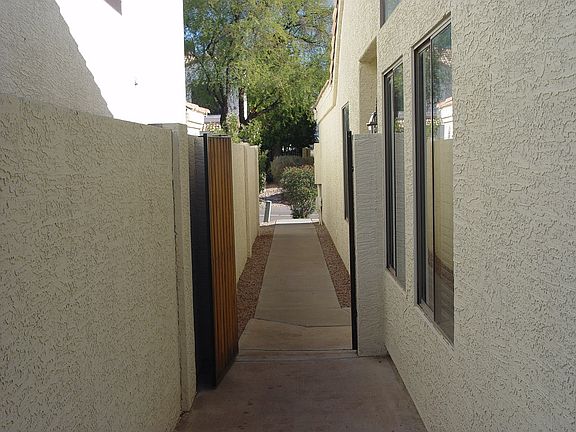 4th image of 250 W Juniper Ave Unit 41