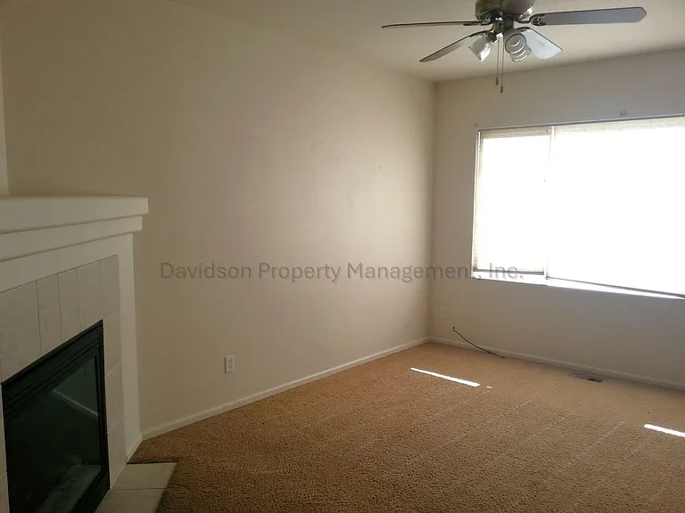 2489 Gilpin Ave — Photo 5