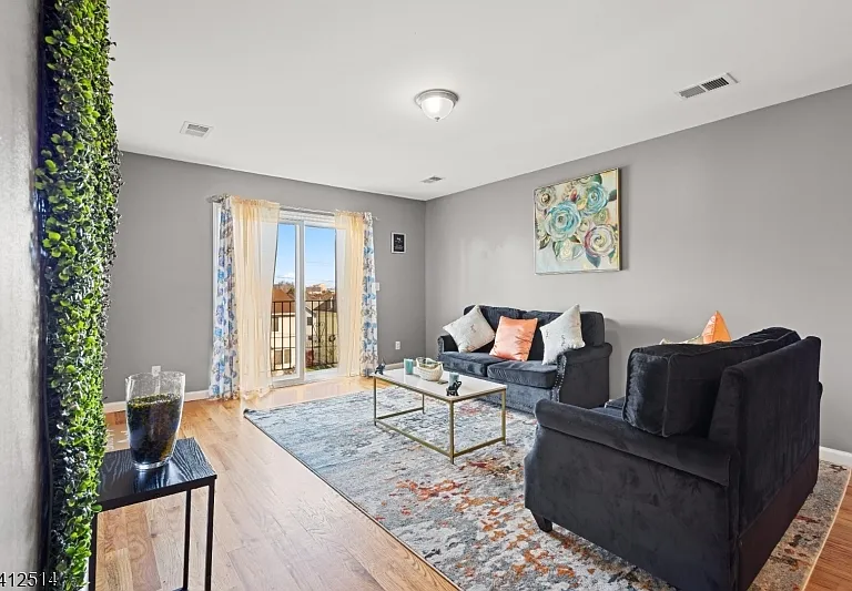 73 Winans Ave #2 — Photo 6