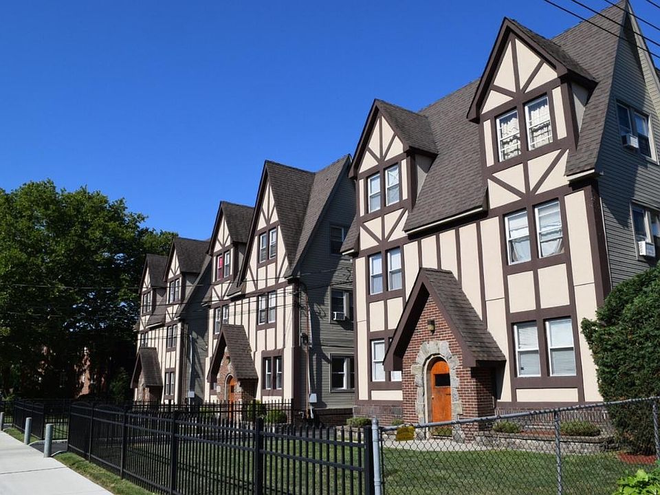 1st image of 22 Jefferson Ave APT 5