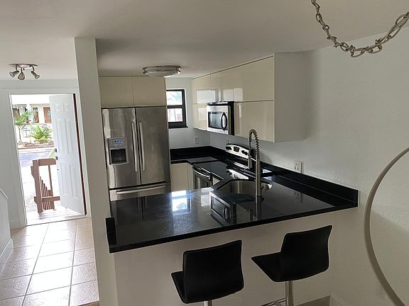 5th image of 1901 NW South River Dr APT 9A