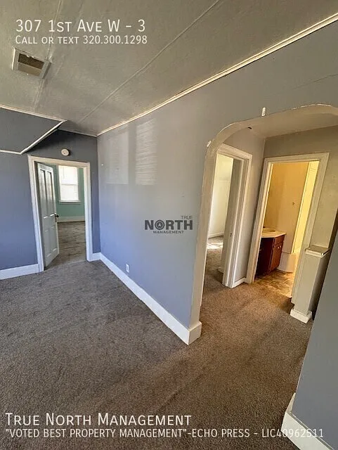 Studio, $950 — Photo 2