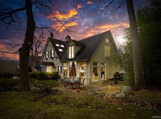 6 Stable Rd, Tuxedo Park, NY 10987