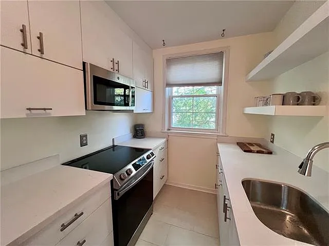 7444 Saint Charles Ave #202 — Photo 13