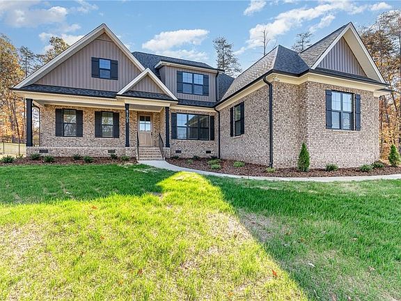 2nd image of 8105 Lulworth Dr