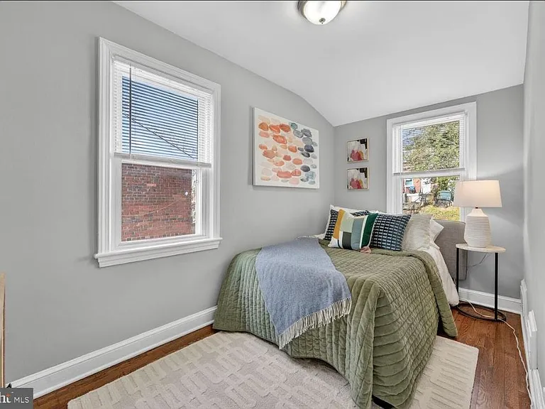 Second bedroom