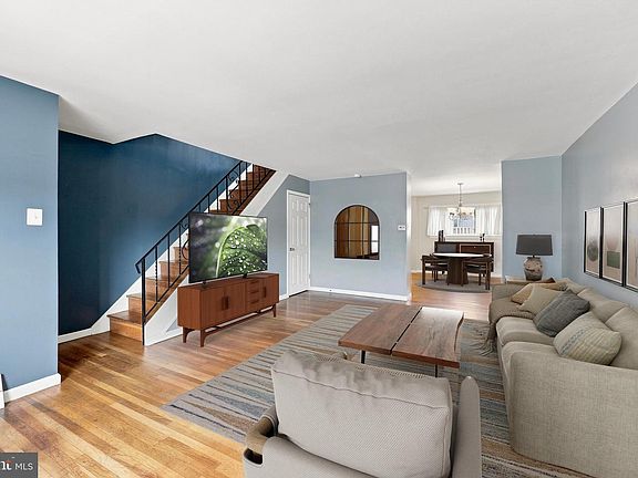 3rd image of 12649 Biscayne Dr