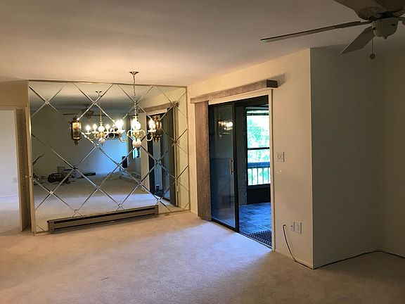 4th image of 169 Amberly Dr Unit H