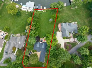 80 Island Bay Ln, Springfield, IL 62712