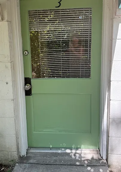 1533 Parkwood St #3 — Photo 2