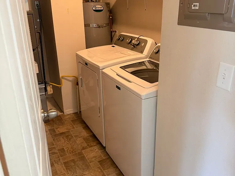 1801 Elcadore Dr — Photo 10
