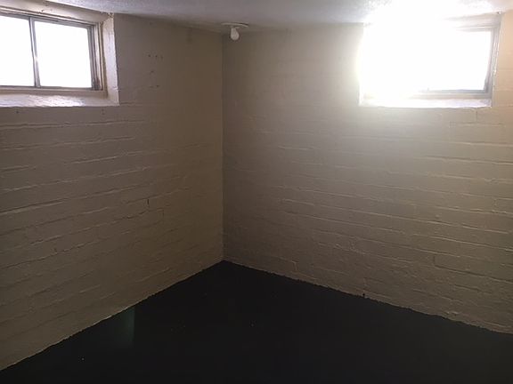 3rd image of 1908 W 11th Ave Ste B
